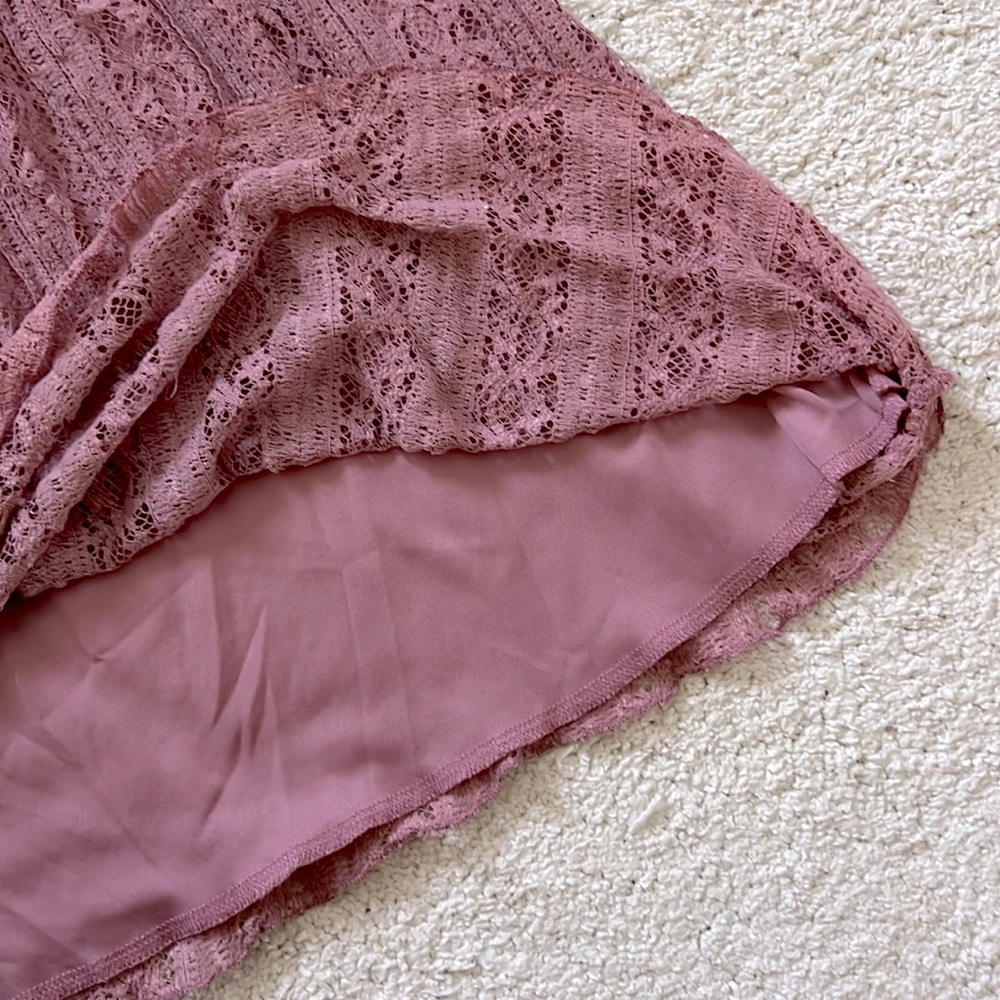 American Eagle Lace Dress - Picture 3 of 10